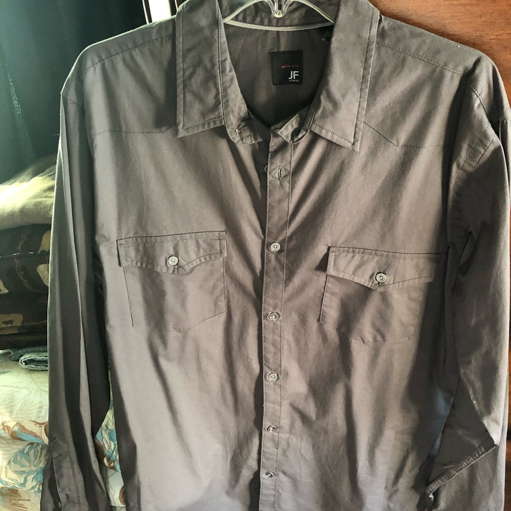 Men’s dress shirt